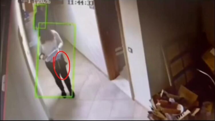 Vjedhja në Postën e Durrësit/ Paratë me qese të zezë çoheshin në zyrën e drejtoreshës