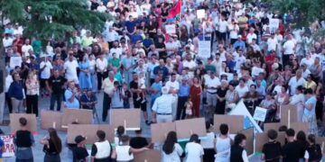 Ndarja e re territoriale/ Banorët e Dimalit, Divjakës, Klosit dhe Përrenjasit refuzojnë bashkimin e bashkive: Nuk do ta lejojmë
