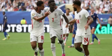 Spektakël golash në Miami, Anglia mposht Francën për medaljet e bronzit