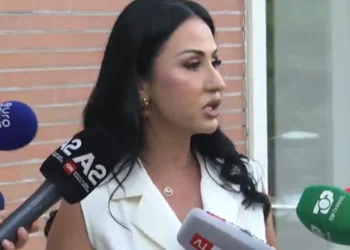 U përplas me Berishën në Këshillin Kombëtar, anëtarja e PD: “Mulizmi’ është një fenomen që duhet luftuar