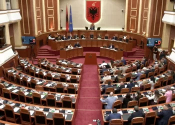 Huaja ushtarake 302 milionë dollarë nga SHBA, Kuvendi miraton marrëveshjen me votat e PS-së, opozita nuk merr pjesë