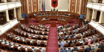 Huaja ushtarake 302 milionë dollarë nga SHBA, Kuvendi miraton marrëveshjen me votat e PS-së, opozita nuk merr pjesë