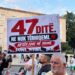 “47 ditë, ne nuk tërhiqemi, nesër më shumë”/ Pankarta pikante në protestë