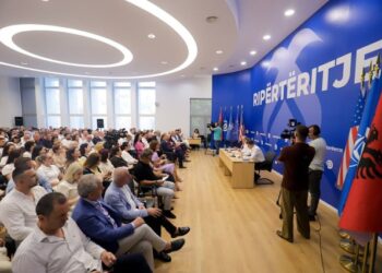 Berisha largon Flamur Nokën/ Zbardhet lista, ja emrat që do të votohen për anëtarë të Kryesisë së PD-së