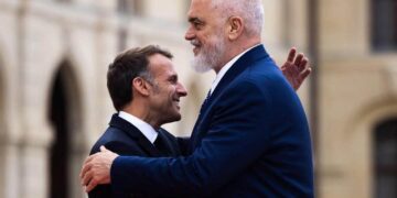 Samiti për Ukrainën/ Rama mbërrin në Paris, pritet nga presidenti Macron