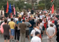 Dita e 50-të, qytetarët marshojnë drejt Kryeministrisë, paralajmërohet protestë nesër te Kuvendi