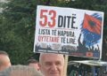 Pankartat pikante nga dita e 53-të e protestës qytetare në Tiranë