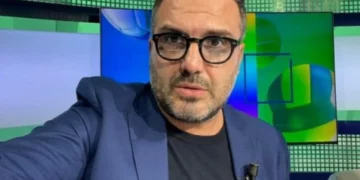 Gjendet i djegur trupi i gazetarit 53-vjeçar, hetimet zbulojnë se ishte ekzekutuar me plumb para se t’i vihej flaka