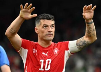 Historia e Granit Xhakës, lideri shqiptar i Zvicrës: Që 4 vjeç u mësova të udheheq!: