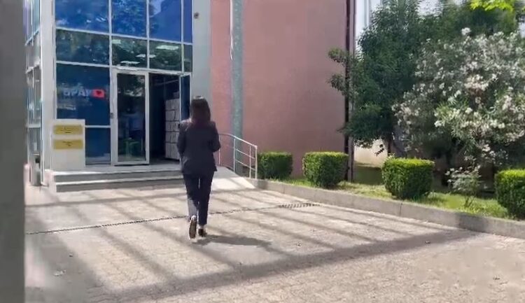 Fasadat 416 MLN lekë, Sako favorizon milioneren nga Fieri/ Kush është afaristja që merr tendera me “Flamur të kuq” nga kryebashkiakët?