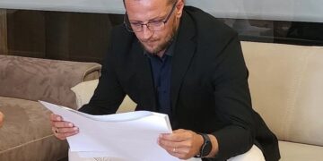 I vënë 300 MLN lekë gjobë agjentit imobilar duke u bazuar në “Google”, biznesmeni Migen Xhelo ankohet te Rama (LETRA)