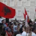 “Lironi çunat”, protestuesit nisin marshimin drejt Komisariatit nr.3