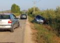 Aksidentohet me makinë Cekja i Beratit, del nga rruga automjeti që drejtonte