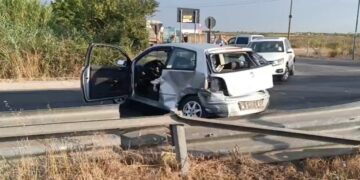 Aksident në autostradën Lushnje-Fier, një nga drejtuesit dërgohet urgjent për në spital