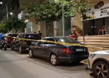 Atentati ndaj Thimjo Rubatit/ Breshëri plumbash ndaj 50-vjeçarit përpara biznesit të tij, reagon policia