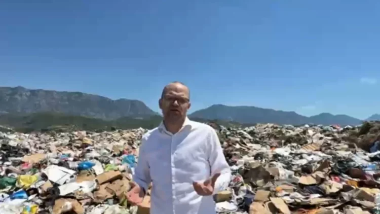 Aulon Kalaja denoncon “malin e plehrave” në Krujë: Kështu nuk futemi as në Bashkimin Afrikan!