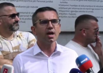 Avokati nga Komisariati nr.4: Lironi menjëherë protestuesit, ndryshe revolta do të jetë më e madhe