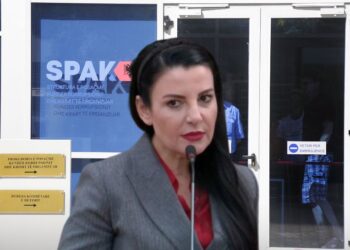 “Në qendër të skandalit të Bankers”/ Kallëzim i ri në SPAK për Belinda Ballukun