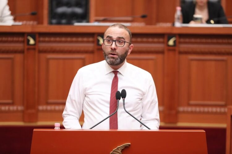 Huaja 302 mln $ nga SHBA/ Bardhi-Ballës: Ku është marrëveshja? Qeveria dështoi për detyrimet ndaj NATO-s