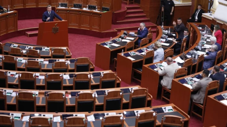 PS: Votim elektronik në rang kombëtar/ Mazhoranca zbardh projektin për 2029