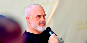 Videomesazhi i Ramës për “protestën e flamengove”: Reflektimi ishte i domosdoshëm…