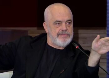 Rama nuk i ndal sulmet ndaj protestuesve: Nën koren e zezë janë mbledhur dështakët dhe zemërakët