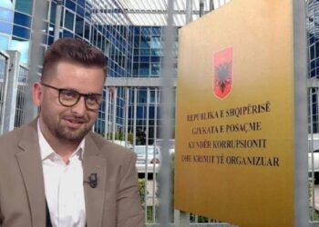 Abuzimi me tenderë 30 mln euro, nis seanca për kryebashkiakun e Kolonjës Erion Isai dhe 14 të pandehurit e tjerë