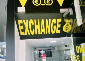 Grabitet “exchange” në Tiranë, punonjësja merr 5 mijë euro nga arka