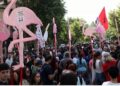 Protesta qytetare / Radio shtetërore franceze: Pavarësisht dhunës shtetërore, “Revolucioni i Flamingove” nuk ndalet