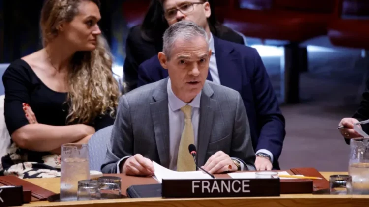 SHBA-ja dhe Franca përplasen në OKB, delegacioni amerikan braktis mbledhjen