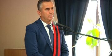 Dha leje për panele diellore në toka bujqësore, SPAK merr të pandehur ish-kryebashkiakun socialist të Divjakës