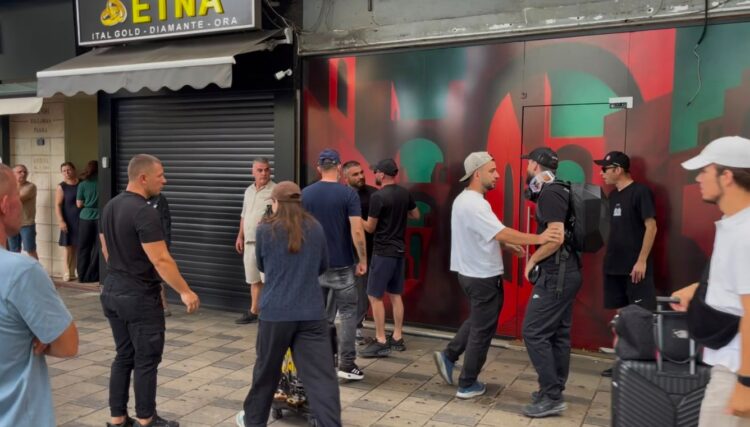 Aktivisti Gent Progni nxjerr pamjet nga momenti i kërcënimit me thikë: Agresori një palaço polic!