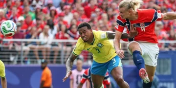 “Ndalet Samba!” Haaland fundos Brazilin dhe çon Norvegjinë në çerekfinale