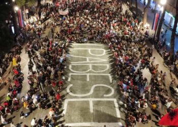 “I pabesë”, mesazhi që protestuesit i lanë Ramës në Bulevard
