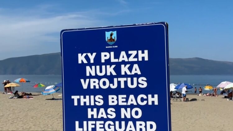 Plazhe pa vrojtues/ Vija bregdetare në Vlorë e pamonitoruar