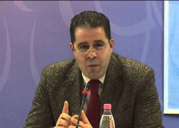 Ish-zv.ministri Arben Isaraj akuzon Ramën: E ka thyer besimin e shqiptarëve, si qelqi që nuk ngjitet më!