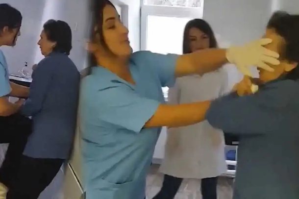 Dhunoi të moshuarën në azil, ish-infermierja dënohet me burg