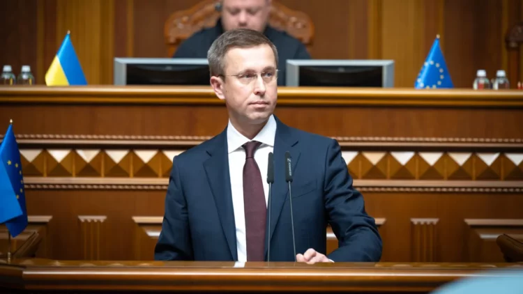 Ukraina zgjedh kryeministrin e ri, Parlamenti miraton propozimin e Zelenskyt