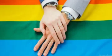 Polonia rrëzon ligjin: Jo njohjes së martesave të të njëjtit seks