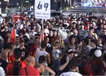 Mbyllet para Kryeministrisë protesta e 44-t, paralajmërimi për Ramën