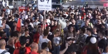 Mbyllet para Kryeministrisë protesta e 44-t, paralajmërimi për Ramën