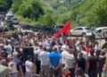 Banorët e Nikaj-Mërturit në protestë kundër digave të KESH-it: Po ndryshojnë rrjedhën e lumit