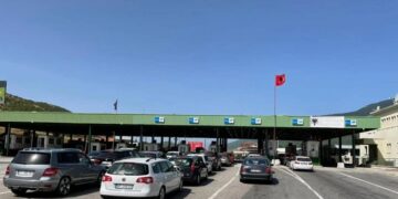 Rama “bllokon” doganën e Morinës nga frika e protestës, reagon qeveria e Kosovës
