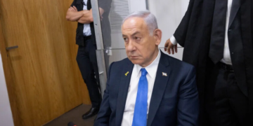 Benjamin Netanyahu paraqitet në Gjykatë, akuzat për Kryeministrin e Izraelit