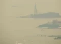 Alarm në New York para finales, retë e tymit mbulojnë qytetin pas zjarreve masive në Kanada