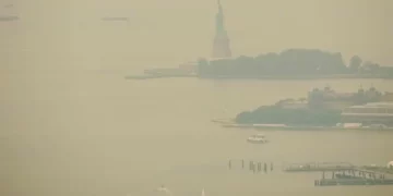 Alarm në New York para finales, retë e tymit mbulojnë qytetin pas zjarreve masive në Kanada
