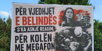 Pankartat ironike shoqërojnë protestën e 58-të para Kryeministrisë