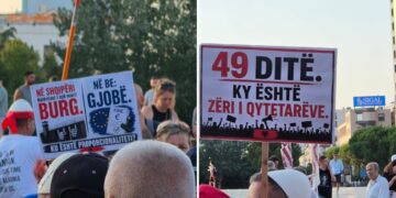 Protestat në Tiranë, pankartat ironizuese ndaj qeverisë