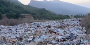 Parku Kombëtar i Vjosës mbushet me mbetjet urbane, alarm për ndotjen e lumit