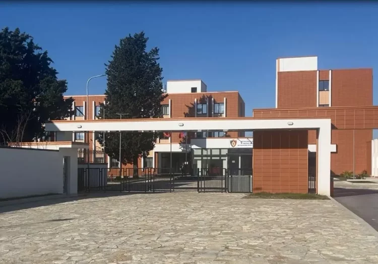 Të shtëna me armë zjarri në Shkodër pas një konflikti mes disa personave